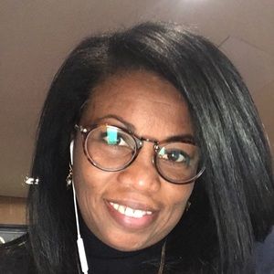 Meet your Posher, Glenda